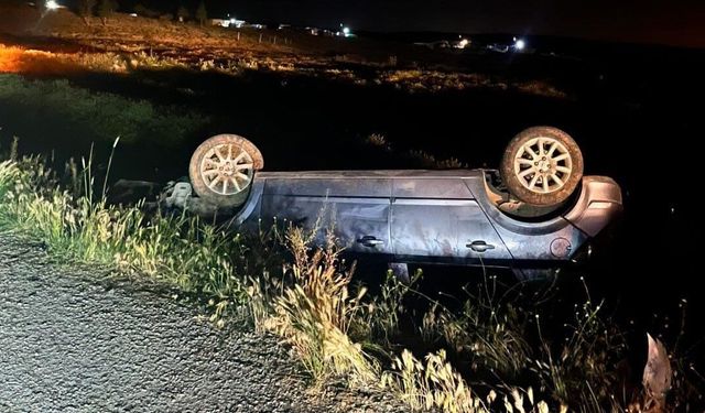 Kontrolden çıkan araç takla attı