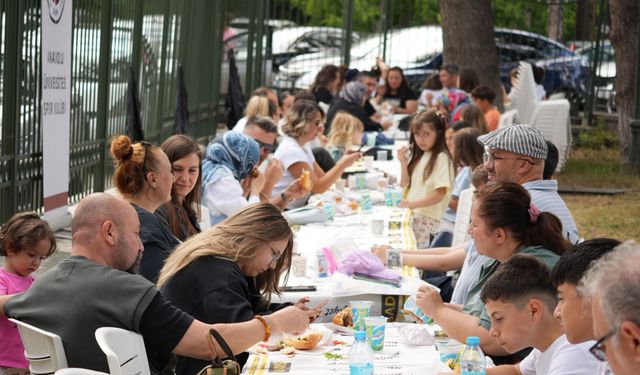 Sporun birleştirici gücü aile pikniğinde görüldü