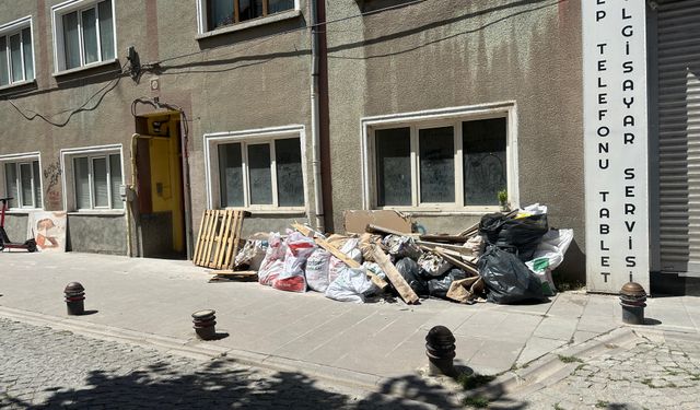 Moloz işgali tepki çekiyor