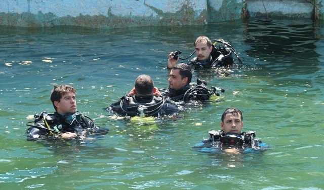 ‘Balık Adamlar' Sakaryabaşı'nda eğitimlerini sürdürüyor