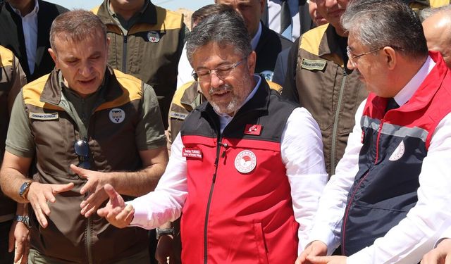 Bakan Yumaklı: "Buğday ve arpada rekor bekliyoruz"