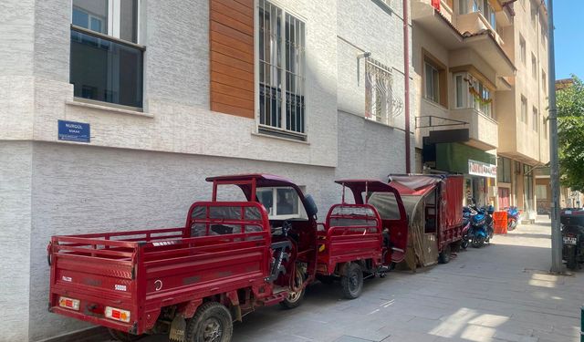 Yine kaldırım yine işgal