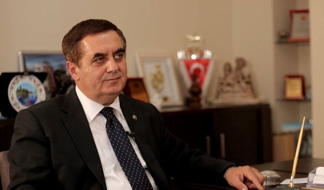 Mahmudiye Belediye Başkanı İshak Doğan CHP’den istifa etti