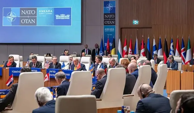 NATO Zirvesi'nde liderlere Erdoğan’dan özel hediye