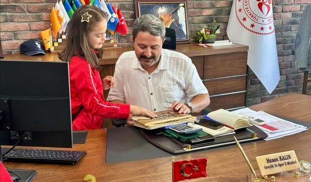 Özel sporcu Elif Ertek başarısıyla gururlandırdı