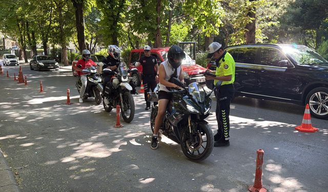 Eskişehir'de motosiklet denetimde 600 bin TL ceza kesildi!