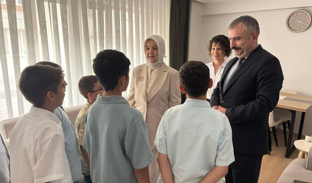 Çocuk evlerine ziyaret