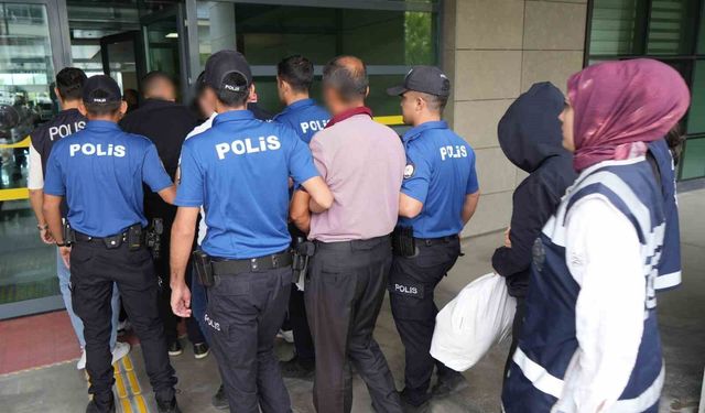 12 yıllık faili meçhul cinayet aydınlatıldı: 17 şüpheli adliyede