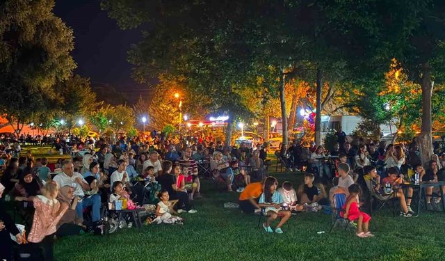 'Yaz sineması' etkinliğine yoğun ilgi