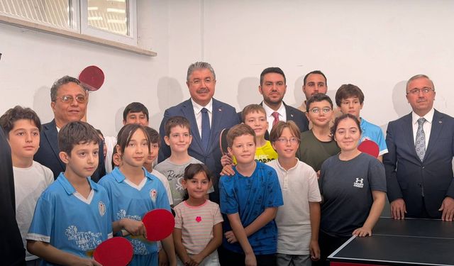 TÜGVA Eskişehir Yaz Okulu'na Vali Yılmaz'dan anlamlı ziyaret
