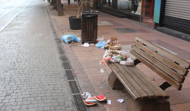 Doktorlar Caddesi’nde çirkin manzara