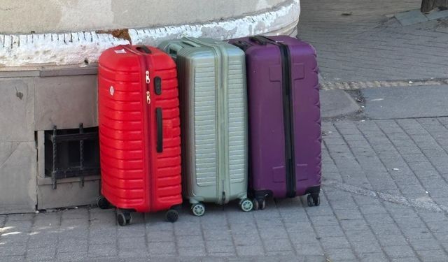 Eskişehir’de Sağlık Müdürlüğü Binası önünde valiz paniği!