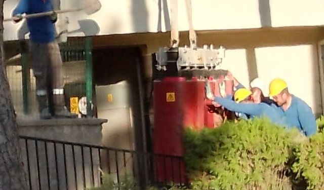 Eskişehir’de binanın altındaki trafo mahalleyi tedirgin etti