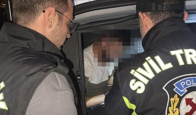 Eskişehir’de korkunç olay: Seyir halindeki araçtan atladı