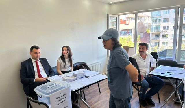 YENİ Parti'de sandık heyecanı