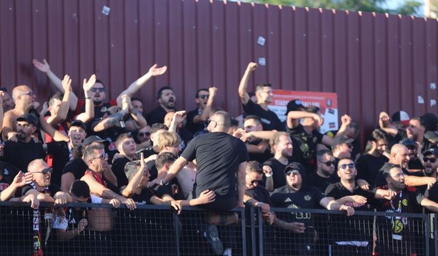 70 taraftar destek verecek