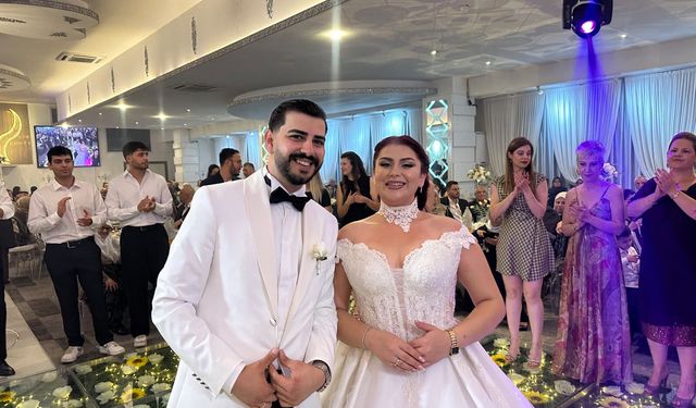 Gazetemiz muhabiri Zeynep Erdir ile Fahri Can Seçer dünya evine girdi