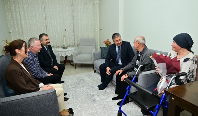 Vali Yılmaz’dan Dünya Yaşlılar Günü ziyareti