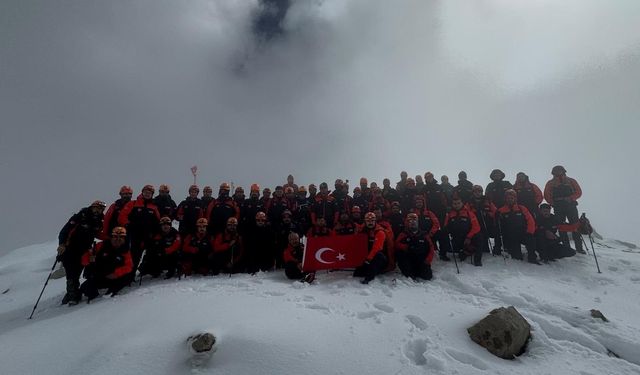 AFAD ekiplerinden zorlu doğa eğitimi!