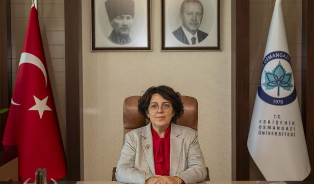 ESOGÜ Rektörü Gümüşsoy'dan Cumhuriyet mesajı