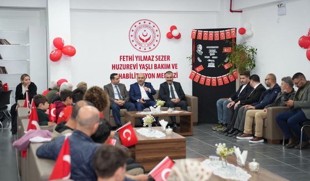 Cumhuriyet'in 103. yılında anlamlı hediye