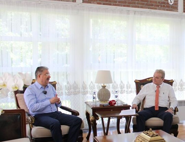 Valilik Konağı'nda keyifli sohbet