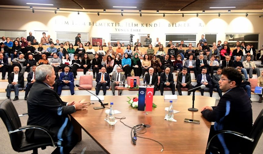 Eskişehir'deki o üniversitede kültür söyleşisi!