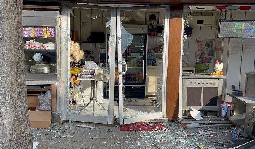 Eskişehir'de bir dükkanda patlama meydana geldi!