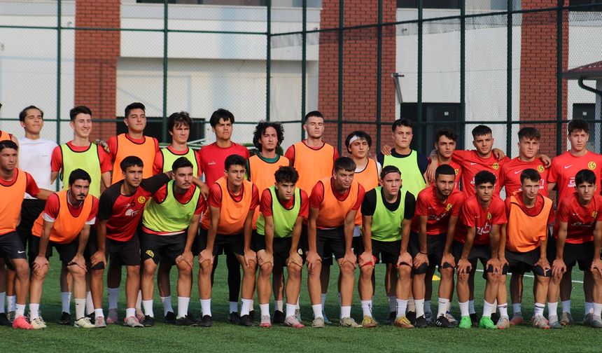Eskişehirspor genç yeteneklere önem veriyor!
