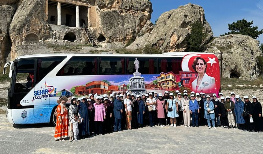 Emek Mahallesi sakinleri Frig Vadisi'nde