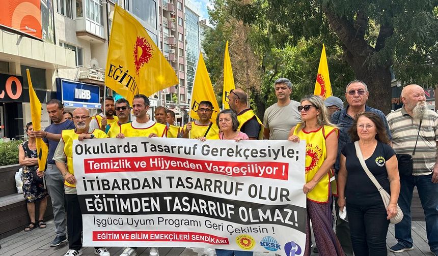 Eskişehir'de eğitimciler tepkilerini dile getirdi