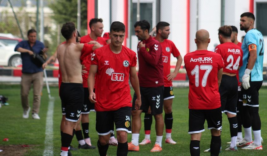 Eskişehirspor'da forma savaşı kızışıyor!