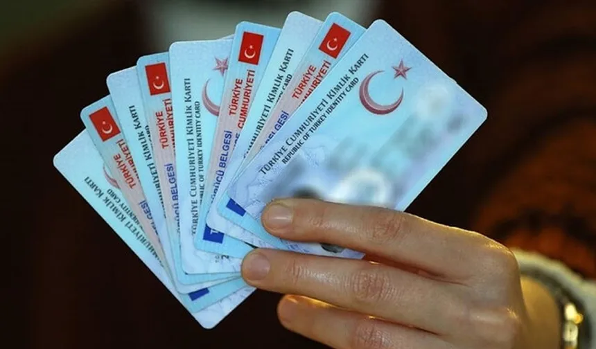 2017'de kimlik çıkaranlar dikkat! Bu tarihten sonra kimliğiniz geçersiz olabilir!