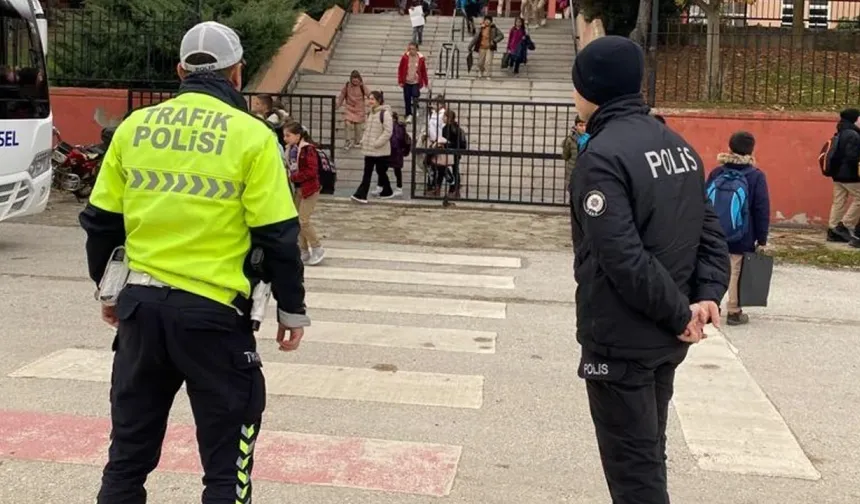 Eskişehir’de okul çevresinde sıkı denetim
