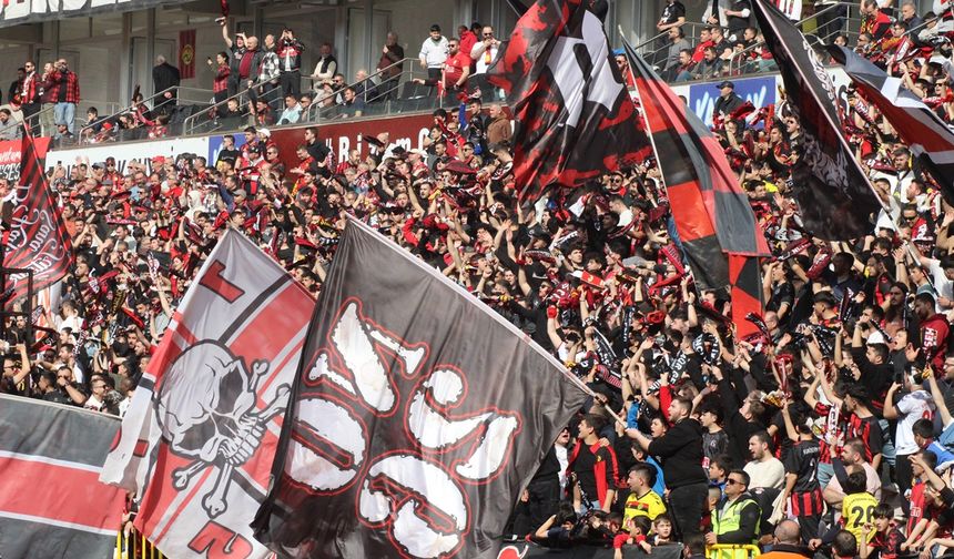 Es-Es şampiyonluk için kenetlendi