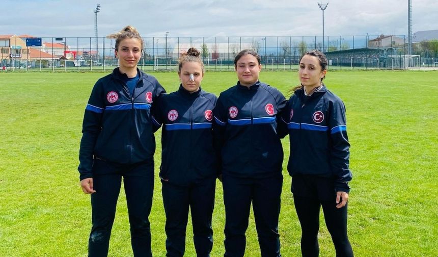 Körfezli kadın sporcular milli takım kampında