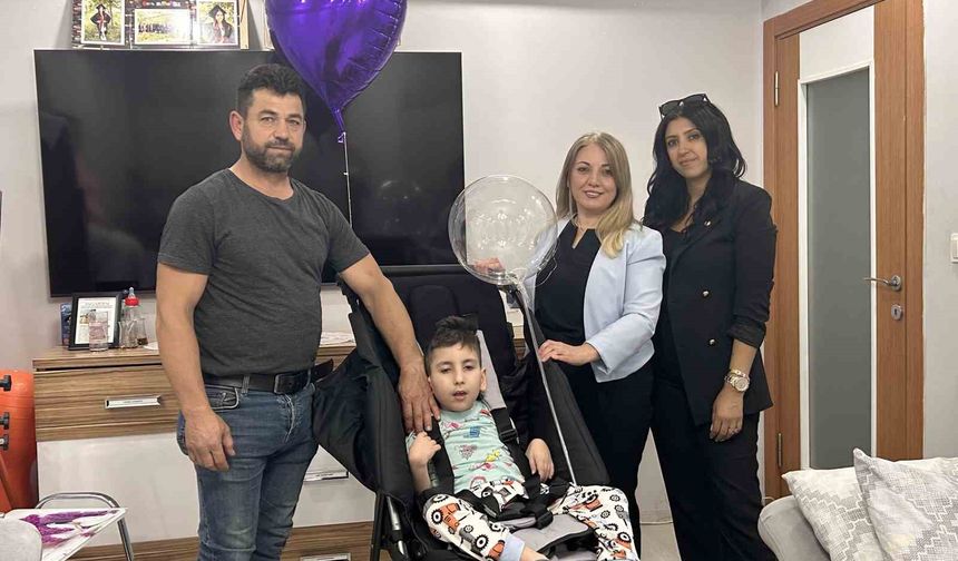 Yapılan haber sonrası pusetine kavuştu