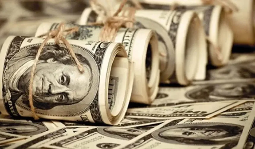 Dolar ve Euro yeni rekor sınırında