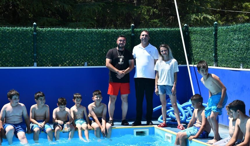 Eskişehir'in o ilinde yüzme eğitimi başladı...