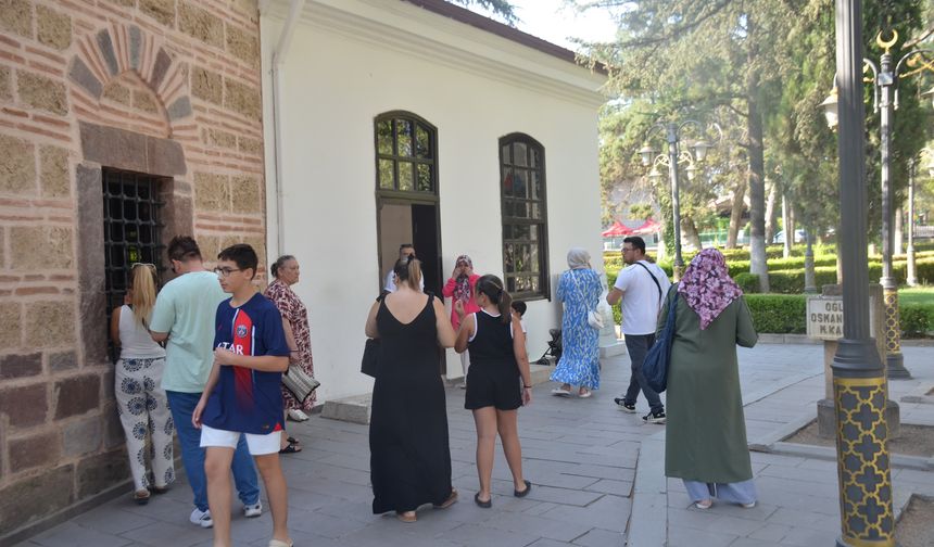 Bu ilçenin nüfusu bir günde 2 bin 500 artıyor
