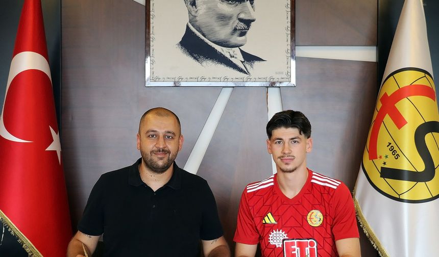 Eren Altıntaş imzayı attı
