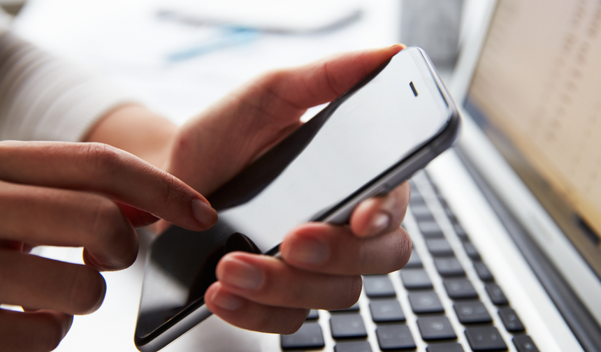 Akıllı telefonlara zam geliyor: 2026’da fiyatlar uçacak