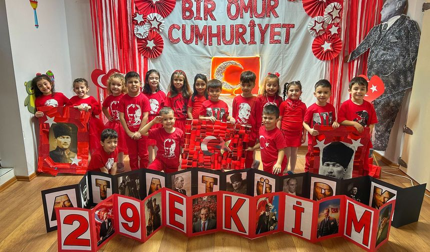 Eskişehir'de 7'den 70'e Cumhuriyet coşkusu...