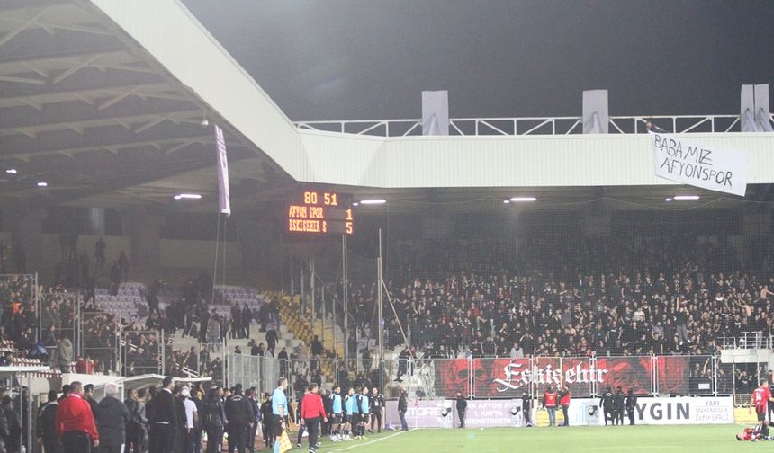 Eskişehirspor yönetiminden pankart tepkisi!