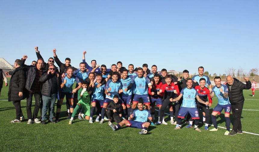 Demirspor zirve ateşini yaktı