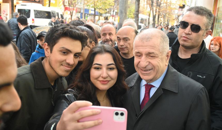 Eskişehir'e gelen Ümit Özdağ'dan siyaset eleştirisi!