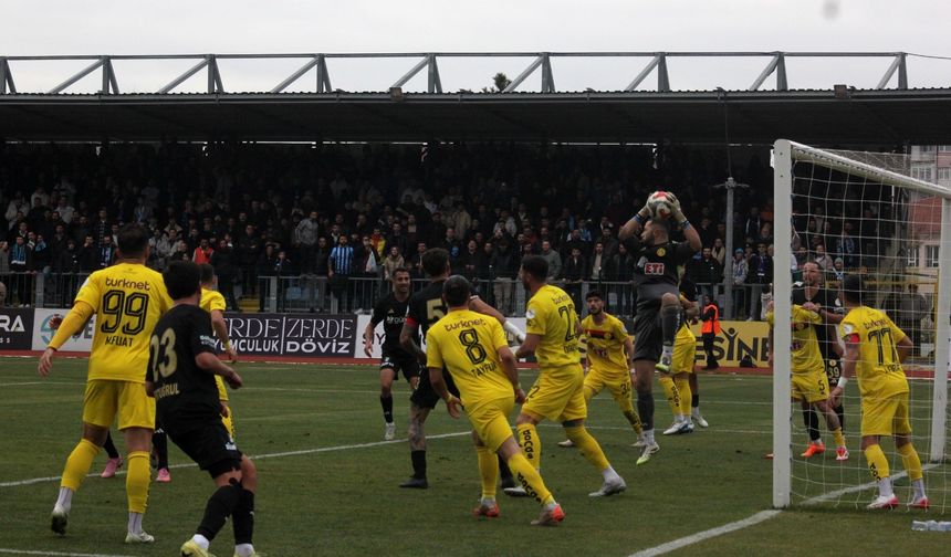 Eskişehirspor zorlu deplasmanda bir puan aldı