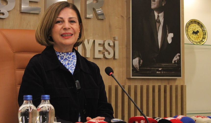 Başkan Ünlüce'den kurultay ve divan başkanlığı değerlendirmesi