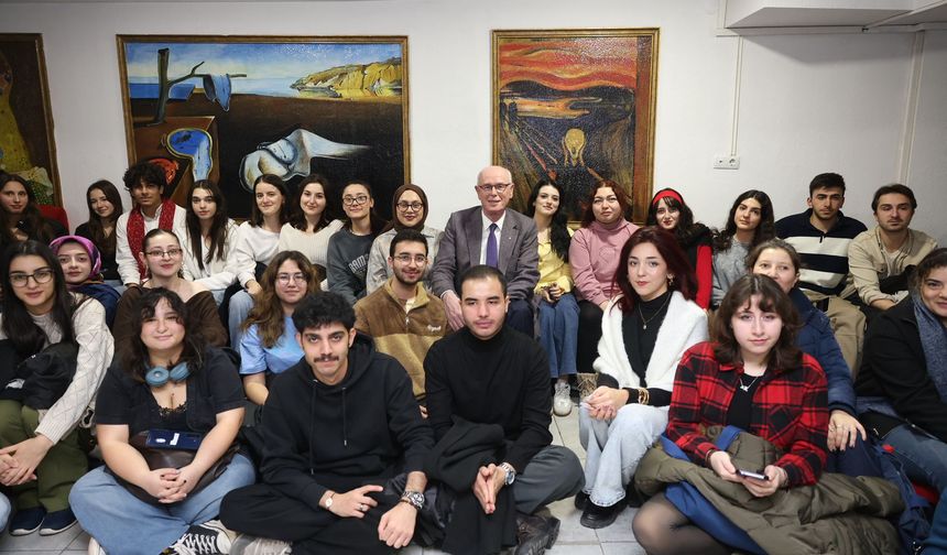 Başkan Kurt gençlerle bir araya geldi