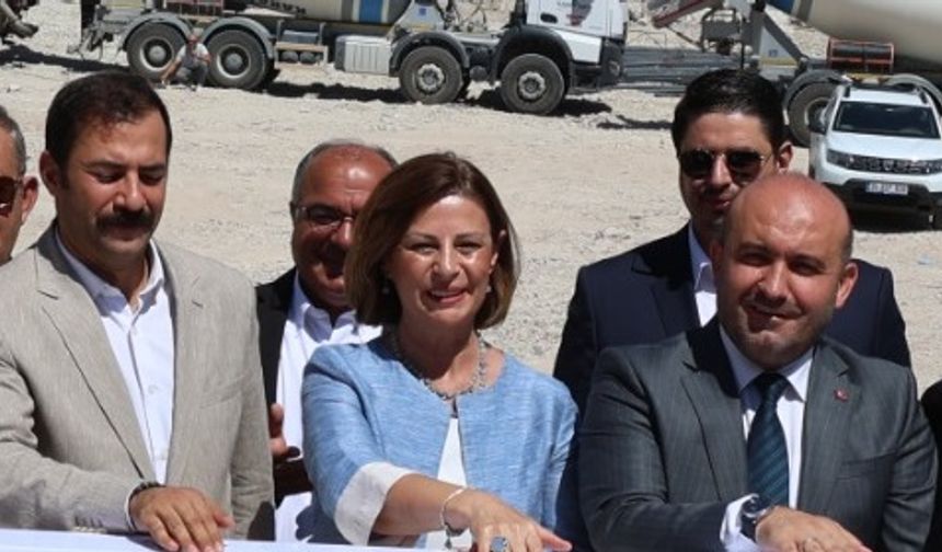 Eskişehir'e hizmete devam değil mi?